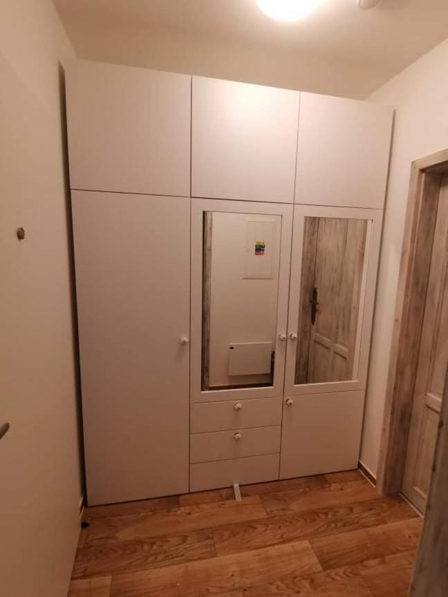 Poetic Apartment Mikulov Luaran gambar